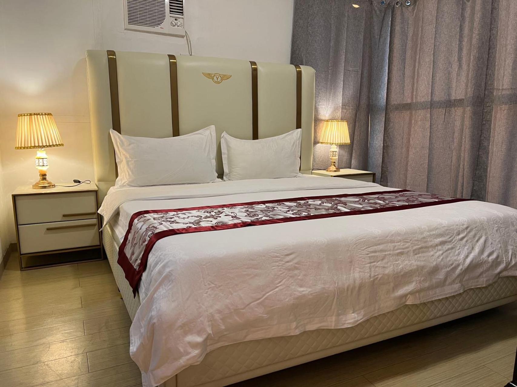 Sunset House Roxas Bay Apartment Manila Exterior photo